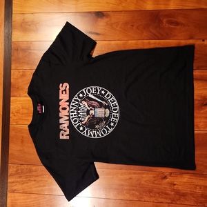 Ramones t shirt